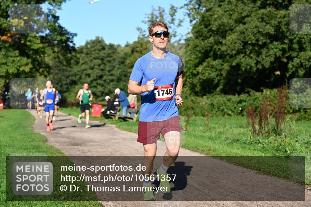 27.09.2026 - 35. Volkslauf durch das schöne Alstertal Dr. Thomas Lammeyer http://msf.ph/oto/10561357 27.09.2026 10:04:30 Laufen 1746 meine-sportfotos.de