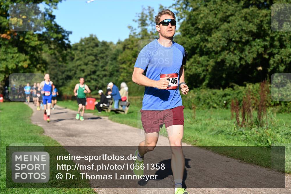27.09.2026 - 35. Volkslauf durch das schöne Alstertal Dr. Thomas Lammeyer http://msf.ph/oto/10561358 27.09.2026 10:04:30 Laufen 746 meine-sportfotos.de