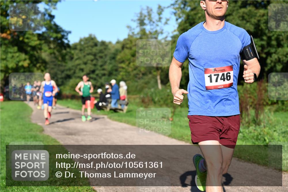 27.09.2026 - 35. Volkslauf durch das schöne Alstertal Dr. Thomas Lammeyer http://msf.ph/oto/10561361 27.09.2026 10:04:30 Laufen 1746 meine-sportfotos.de
