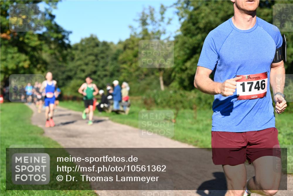 27.09.2026 - 35. Volkslauf durch das schöne Alstertal Dr. Thomas Lammeyer http://msf.ph/oto/10561362 27.09.2026 10:04:31 Laufen 1746 meine-sportfotos.de