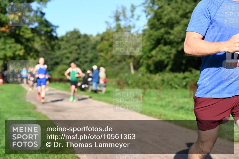 27.09.2026 - 35. Volkslauf durch das schöne Alstertal Dr. Thomas Lammeyer http://msf.ph/oto/10561363 27.09.2026 10:04:31 Laufen  meine-sportfotos.de