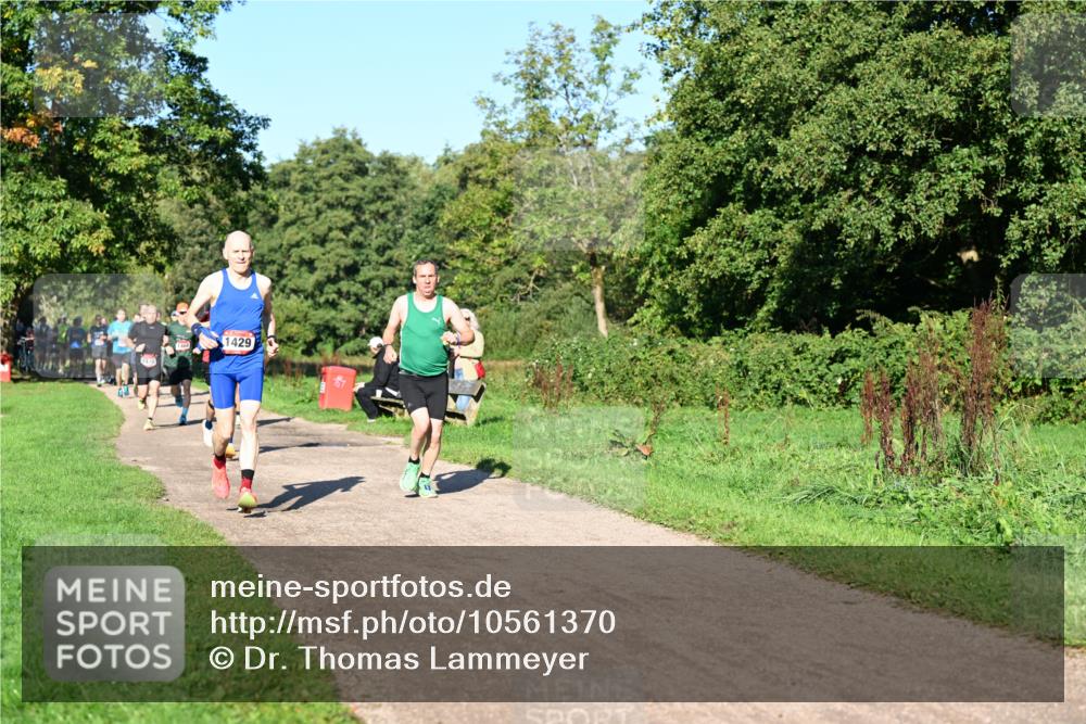 27.09.2026 - 35. Volkslauf durch das schöne Alstertal Dr. Thomas Lammeyer http://msf.ph/oto/10561370 27.09.2026 10:04:32 Laufen 1468, 1429 meine-sportfotos.de