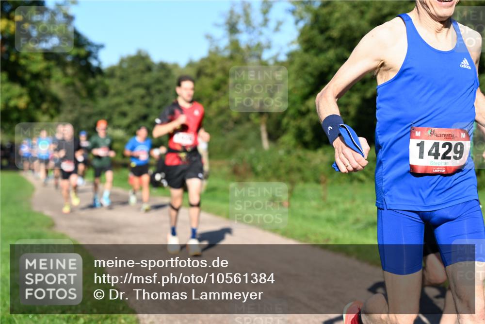 27.09.2026 - 34. Volkslauf durch das schöne Alstertal Dr. Thomas Lammeyer http://msf.ph/oto/10561384 27.09.2026 10:04:35 Laufen 1429 meine-sportfotos.de