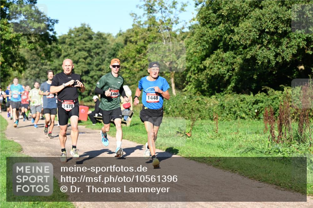 27.09.2026 - 34. Volkslauf durch das schöne Alstertal Dr. Thomas Lammeyer http://msf.ph/oto/10561396 27.09.2026 10:04:37 Laufen 1470, 1468, 1448 meine-sportfotos.de
