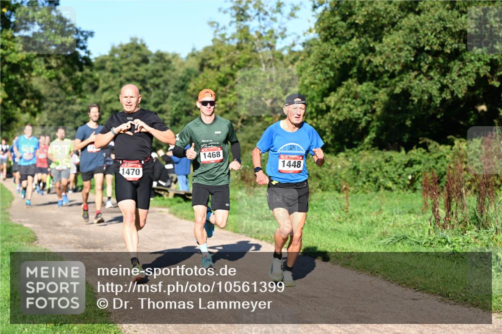 27.09.2026 - 34. Volkslauf durch das schöne Alstertal Dr. Thomas Lammeyer http://msf.ph/oto/10561399 27.09.2026 10:04:37 Laufen 1470, 1468, 1448 meine-sportfotos.de