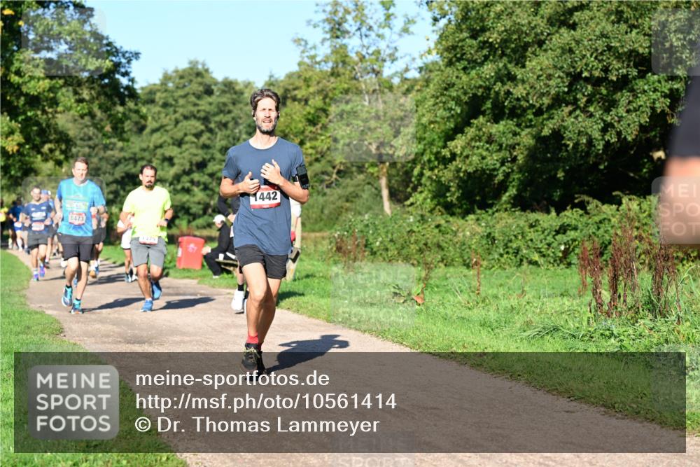 27.09.2026 - 35. Volkslauf durch das schöne Alstertal Dr. Thomas Lammeyer http://msf.ph/oto/10561414 27.09.2026 10:04:39 Laufen 1473, 442 meine-sportfotos.de