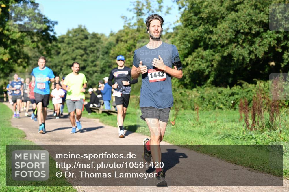 27.09.2026 - 34. Volkslauf durch das schöne Alstertal Dr. Thomas Lammeyer http://msf.ph/oto/10561420 27.09.2026 10:04:40 Laufen 1442 meine-sportfotos.de