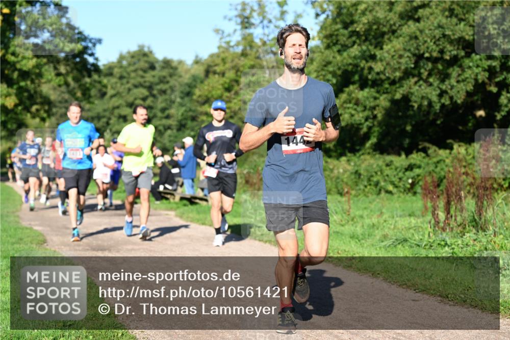 27.09.2026 - 35. Volkslauf durch das schöne Alstertal Dr. Thomas Lammeyer http://msf.ph/oto/10561421 27.09.2026 10:04:40 Laufen 144 meine-sportfotos.de