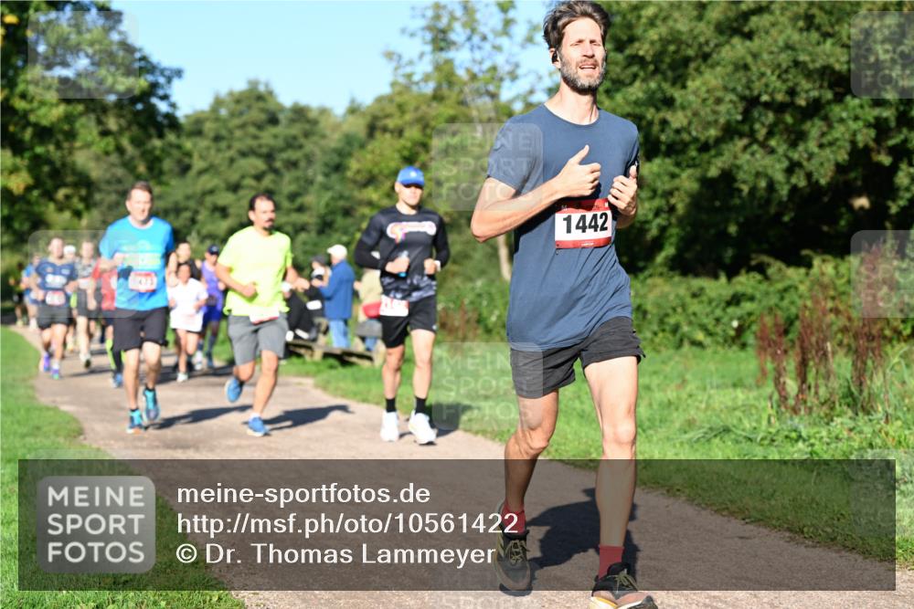 27.09.2026 - 35. Volkslauf durch das schöne Alstertal Dr. Thomas Lammeyer http://msf.ph/oto/10561422 27.09.2026 10:04:40 Laufen 1442 meine-sportfotos.de