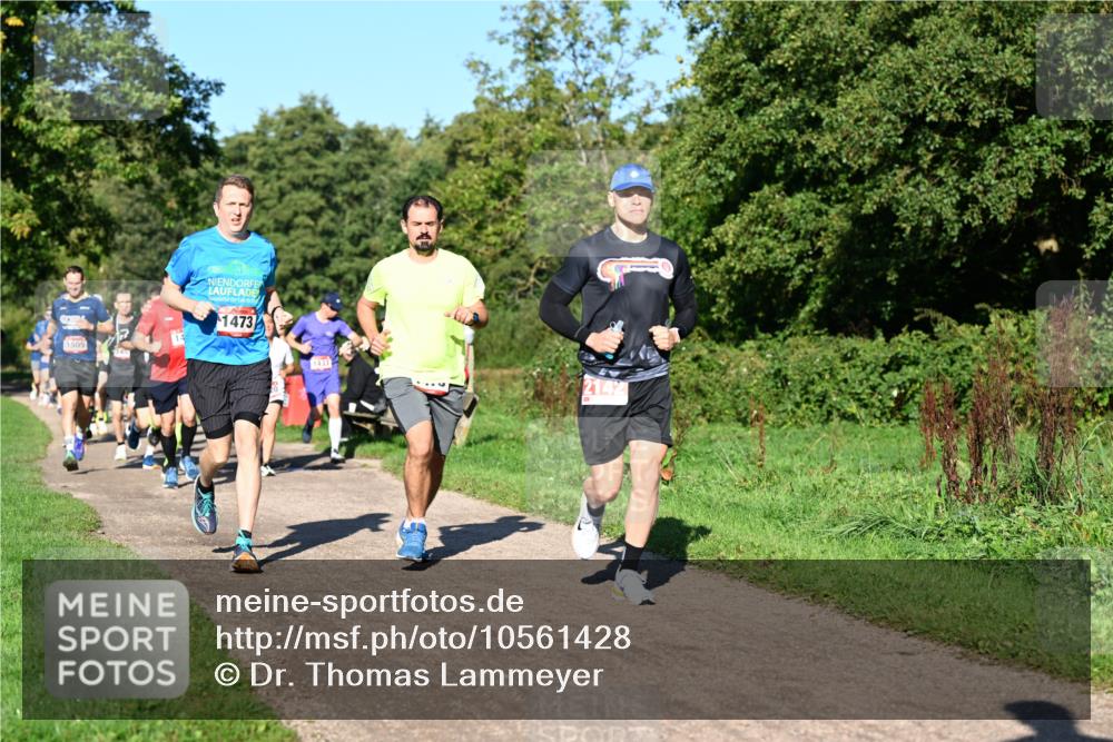 27.09.2026 - 35. Volkslauf durch das schöne Alstertal Dr. Thomas Lammeyer http://msf.ph/oto/10561428 27.09.2026 10:04:41 Laufen 1505, 1473, 1433, 2142 meine-sportfotos.de
