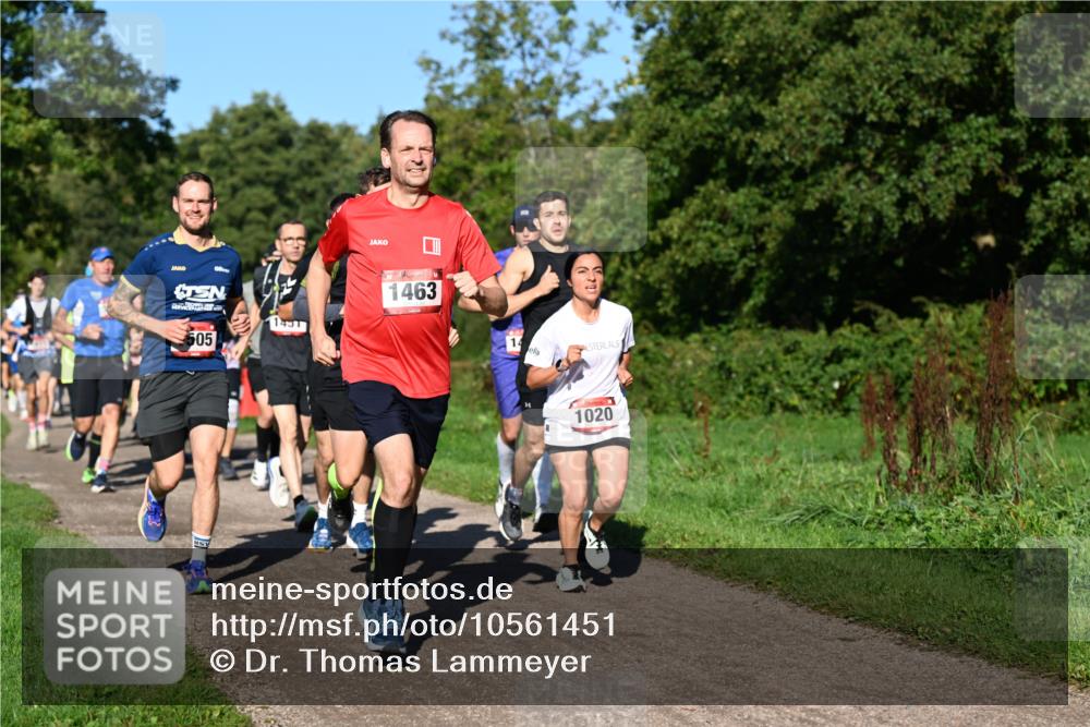 27.09.2026 - 34. Volkslauf durch das schöne Alstertal Dr. Thomas Lammeyer http://msf.ph/oto/10561451 27.09.2026 10:04:45 Laufen 505, 1491, 1463, 14, 1020 meine-sportfotos.de