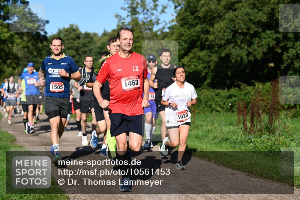 27.09.2026 - 34. Volkslauf durch das schöne Alstertal Dr. Thomas Lammeyer http://msf.ph/oto/10561453 27.09.2026 10:04:45 Laufen 1505, 1463, 133, 1020 meine-sportfotos.de
