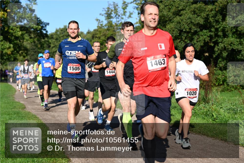 27.09.2026 - 35. Volkslauf durch das schöne Alstertal Dr. Thomas Lammeyer http://msf.ph/oto/10561455 27.09.2026 10:04:46 Laufen 1505, 1444, 1463, 1020 meine-sportfotos.de