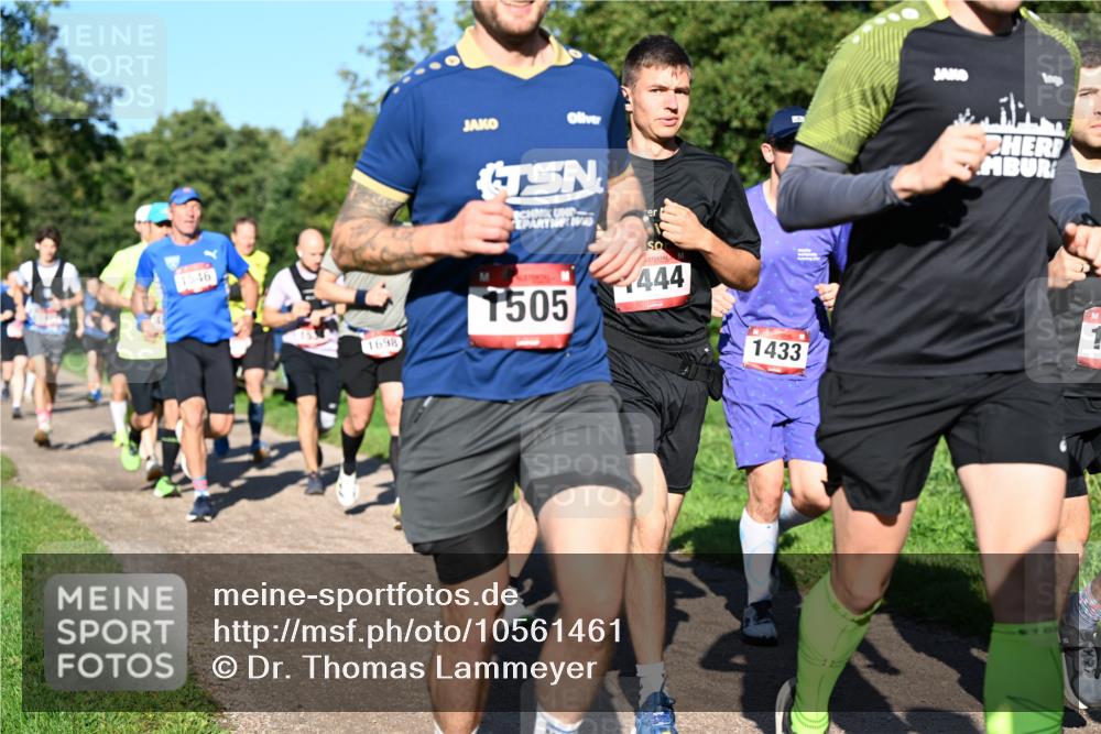 27.09.2026 - 35. Volkslauf durch das schöne Alstertal Dr. Thomas Lammeyer http://msf.ph/oto/10561461 27.09.2026 10:04:47 Laufen 1546, 1698, 1505, 444, 1433 meine-sportfotos.de
