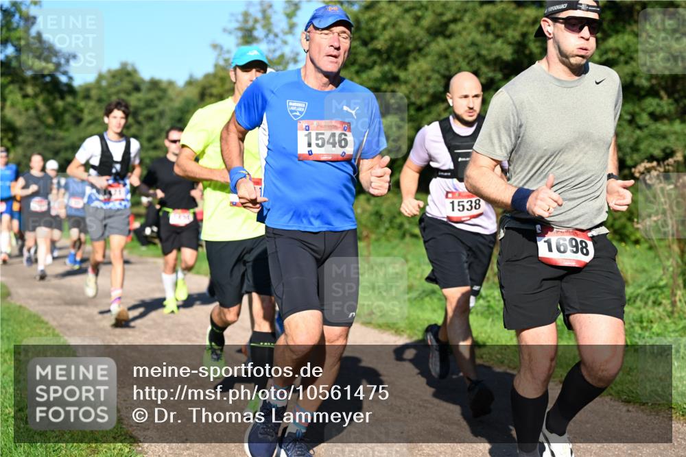27.09.2026 - 35. Volkslauf durch das schöne Alstertal Dr. Thomas Lammeyer http://msf.ph/oto/10561475 27.09.2026 10:04:49 Laufen 1546, 1538, 1698 meine-sportfotos.de