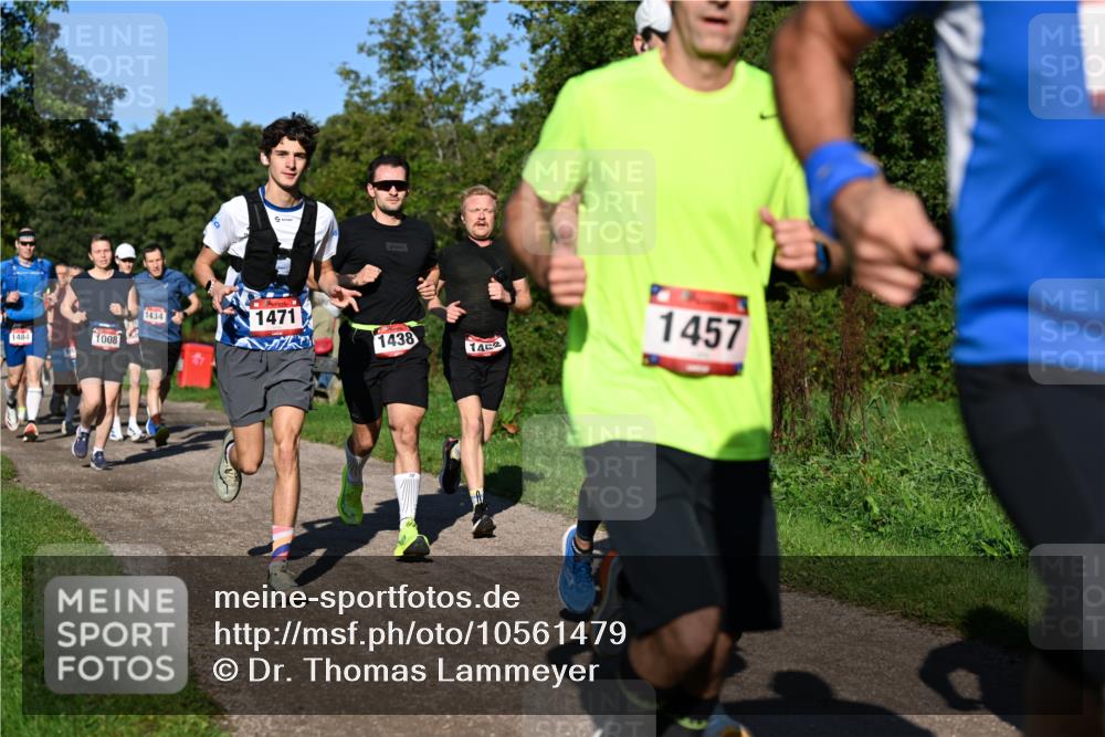 27.09.2026 - 35. Volkslauf durch das schöne Alstertal Dr. Thomas Lammeyer http://msf.ph/oto/10561479 27.09.2026 10:04:50 Laufen 1484, 1008, 1434, 1471, 1438, 1452, 1457 meine-sportfotos.de