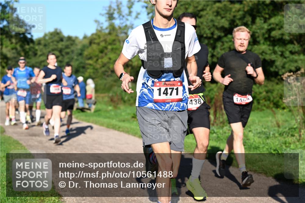 27.09.2026 - 35. Volkslauf durch das schöne Alstertal Dr. Thomas Lammeyer http://msf.ph/oto/10561488 27.09.2026 10:04:51 Laufen 1471, 438, 142 meine-sportfotos.de