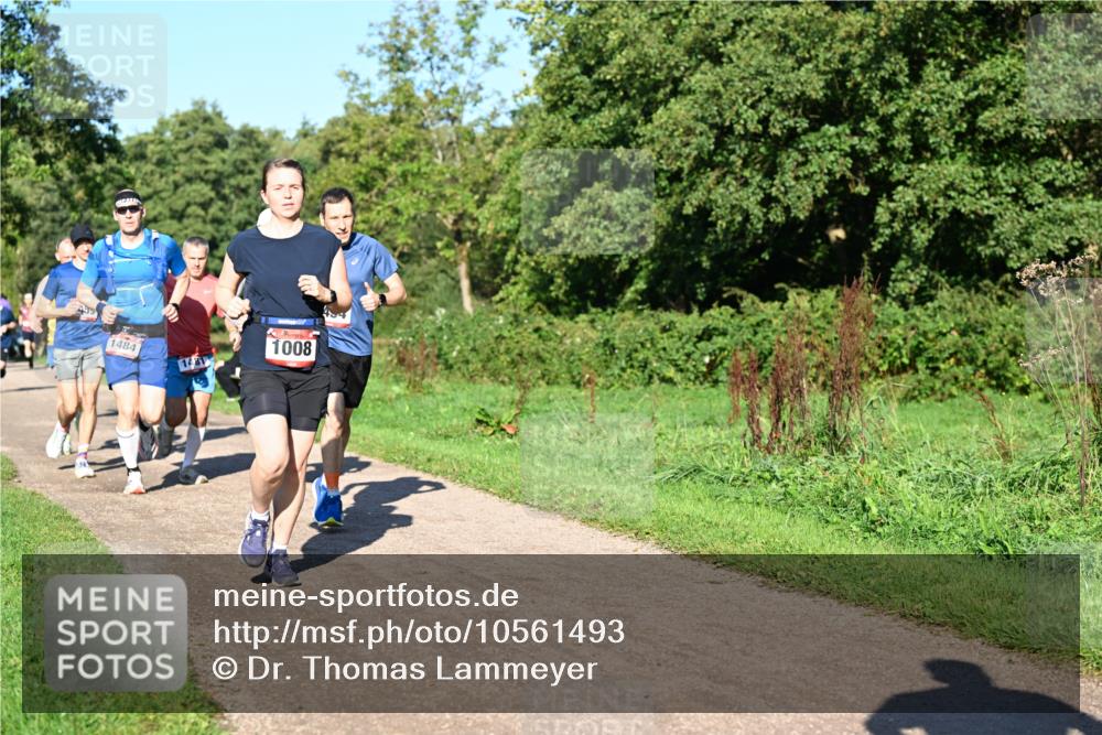 27.09.2026 - 34. Volkslauf durch das schöne Alstertal Dr. Thomas Lammeyer http://msf.ph/oto/10561493 27.09.2026 10:04:52 Laufen 1484, 1008, 1481 meine-sportfotos.de