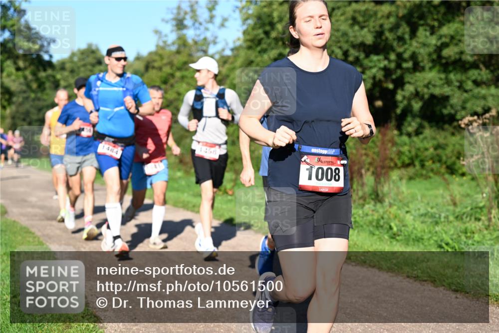27.09.2026 - 35. Volkslauf durch das schöne Alstertal Dr. Thomas Lammeyer http://msf.ph/oto/10561500 27.09.2026 10:04:53 Laufen 1484, 1458, 1008 meine-sportfotos.de