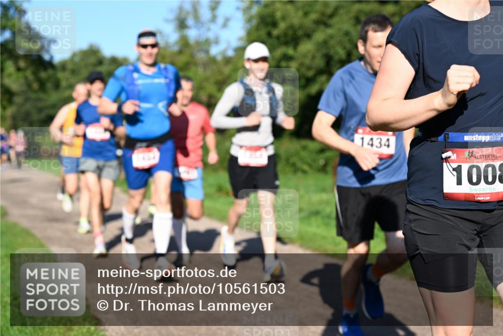 27.09.2026 - 34. Volkslauf durch das schöne Alstertal Dr. Thomas Lammeyer http://msf.ph/oto/10561503 27.09.2026 10:04:53 Laufen 1434, 1008 meine-sportfotos.de