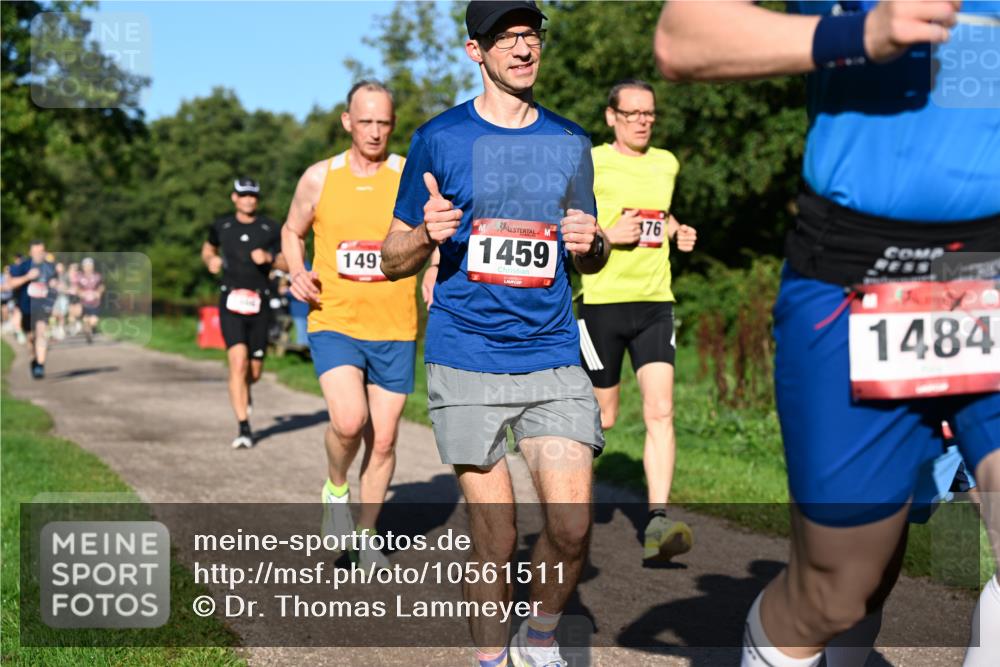 27.09.2026 - 35. Volkslauf durch das schöne Alstertal Dr. Thomas Lammeyer http://msf.ph/oto/10561511 27.09.2026 10:04:55 Laufen 149, 1459, 376, 1484 meine-sportfotos.de