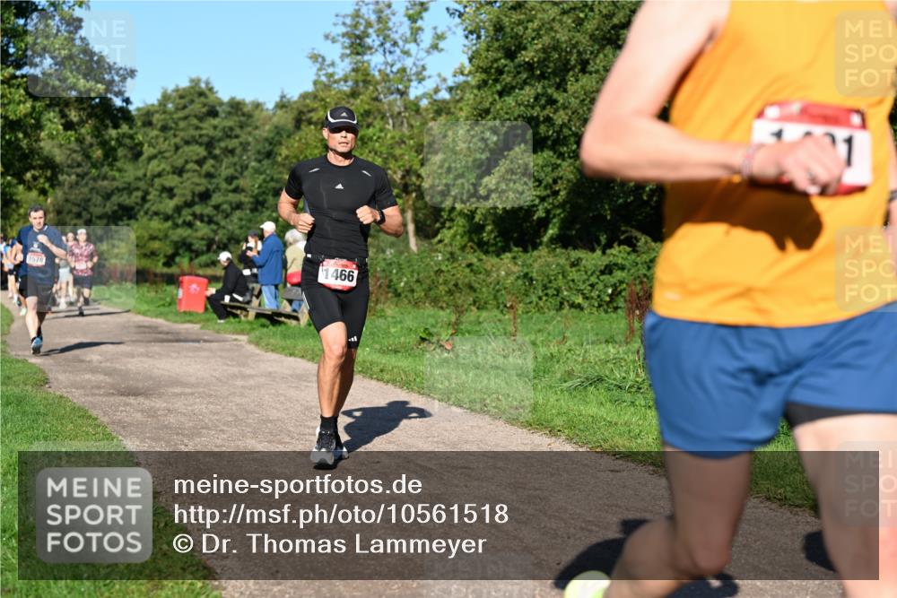 27.09.2026 - 34. Volkslauf durch das schöne Alstertal Dr. Thomas Lammeyer http://msf.ph/oto/10561518 27.09.2026 10:04:56 Laufen 1578, 1466 meine-sportfotos.de