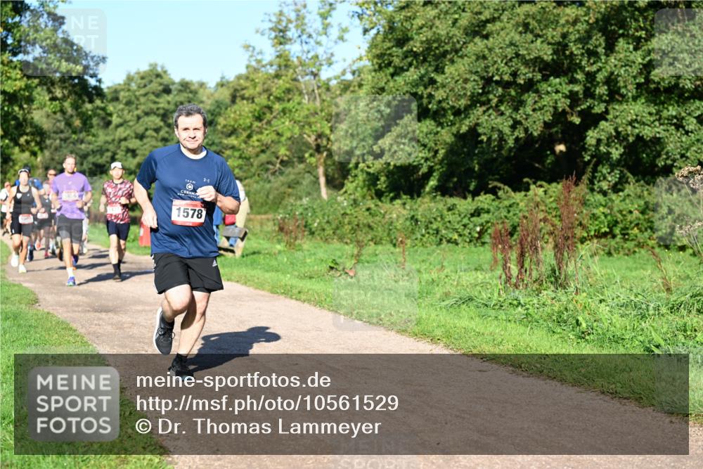 27.09.2026 - 34. Volkslauf durch das schöne Alstertal Dr. Thomas Lammeyer http://msf.ph/oto/10561529 27.09.2026 10:05:00 Laufen 1456, 1578 meine-sportfotos.de