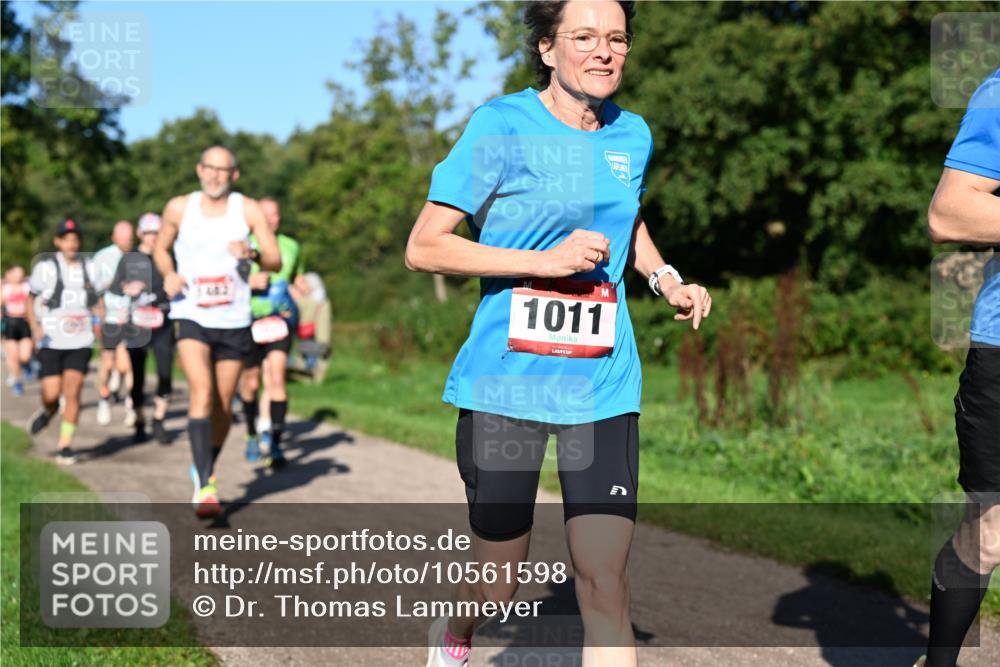 27.09.2026 - 35. Volkslauf durch das schöne Alstertal Dr. Thomas Lammeyer http://msf.ph/oto/10561598 27.09.2026 10:05:10 Laufen 1011 meine-sportfotos.de