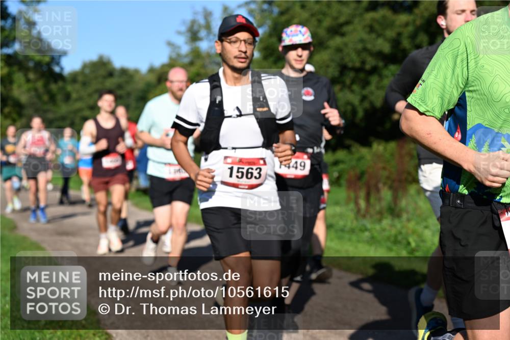 27.09.2026 - 35. Volkslauf durch das schöne Alstertal Dr. Thomas Lammeyer http://msf.ph/oto/10561615 27.09.2026 10:05:13 Laufen 49, 1563 meine-sportfotos.de