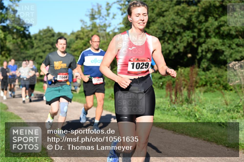 27.09.2026 - 35. Volkslauf durch das schöne Alstertal Dr. Thomas Lammeyer http://msf.ph/oto/10561635 27.09.2026 10:05:18 Laufen 1666, 1029 meine-sportfotos.de