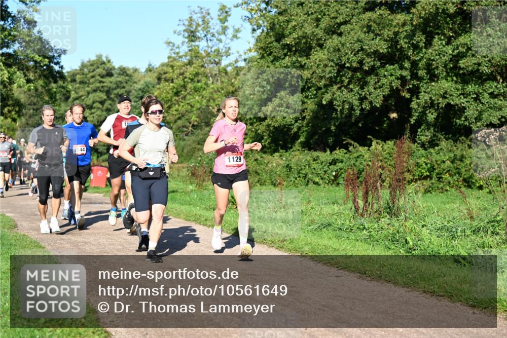 27.09.2026 - 35. Volkslauf durch das schöne Alstertal Dr. Thomas Lammeyer http://msf.ph/oto/10561649 27.09.2026 10:05:20 Laufen 544, 1129 meine-sportfotos.de