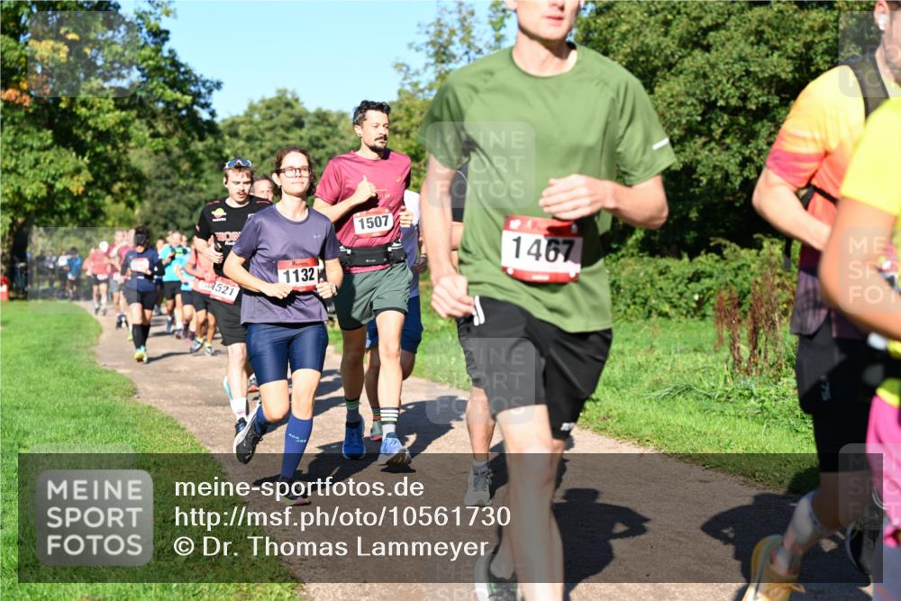 27.09.2026 - 35. Volkslauf durch das schöne Alstertal Dr. Thomas Lammeyer http://msf.ph/oto/10561730 27.09.2026 10:05:40 Laufen 521, 1132, 1507, 1467 meine-sportfotos.de