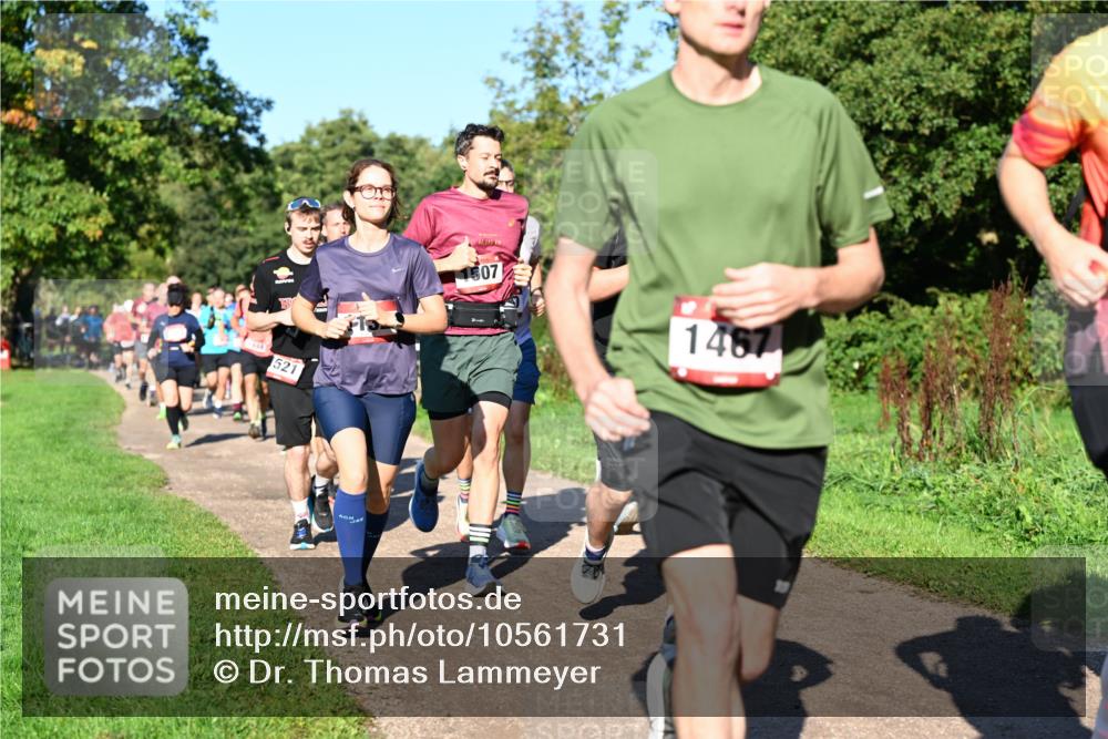 27.09.2026 - 35. Volkslauf durch das schöne Alstertal Dr. Thomas Lammeyer http://msf.ph/oto/10561731 27.09.2026 10:05:40 Laufen 1521, 47, 195, 507, 1487 meine-sportfotos.de