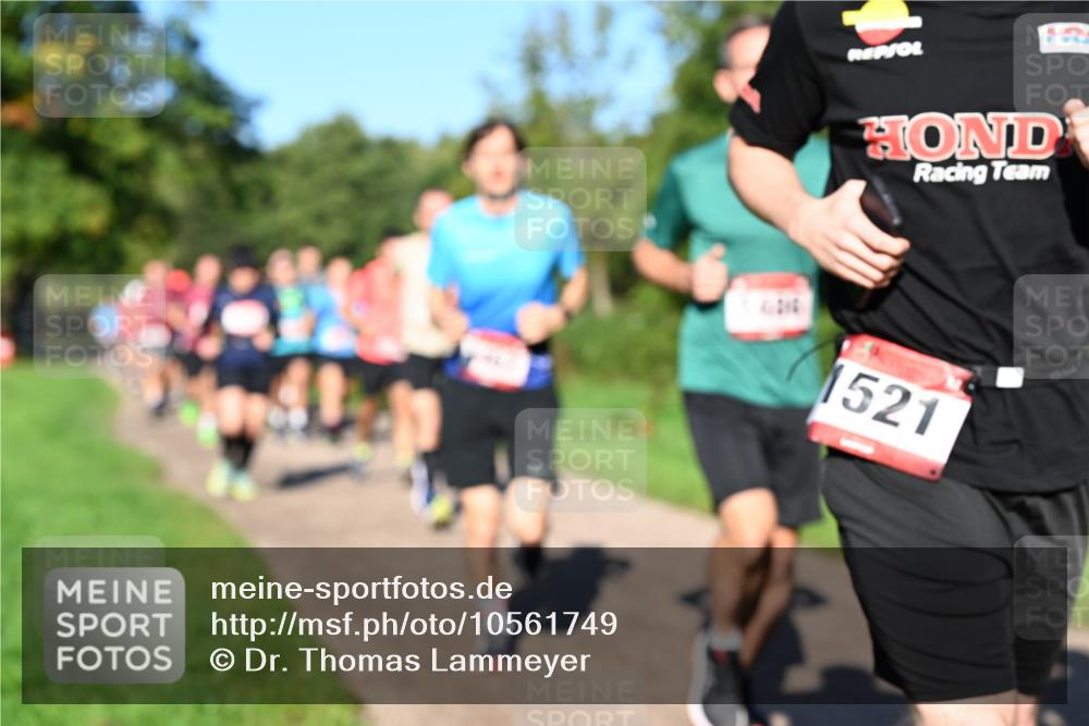27.09.2026 - 35. Volkslauf durch das schöne Alstertal Dr. Thomas Lammeyer http://msf.ph/oto/10561749 27.09.2026 10:05:42 Laufen 40, 1521 meine-sportfotos.de