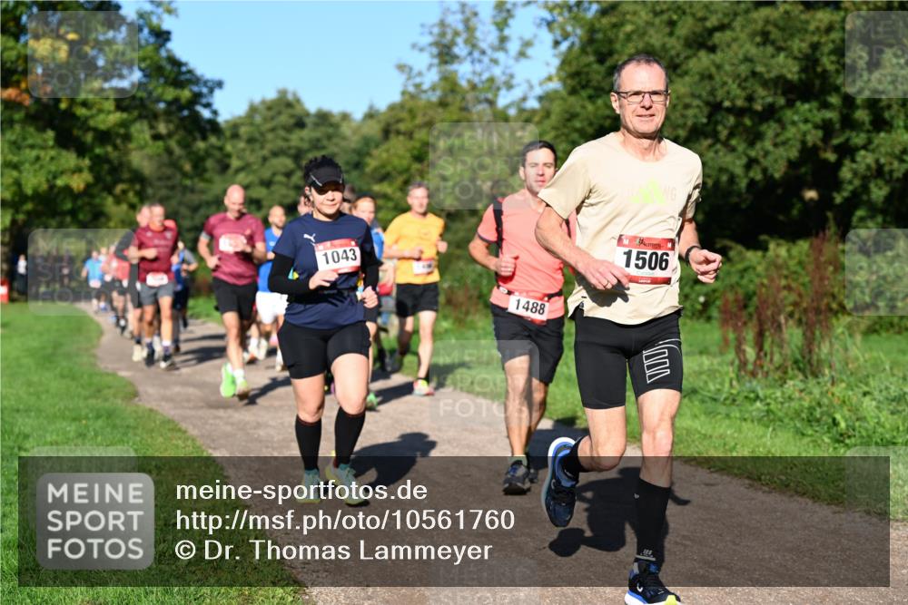27.09.2026 - 35. Volkslauf durch das schöne Alstertal Dr. Thomas Lammeyer http://msf.ph/oto/10561760 27.09.2026 10:05:44 Laufen 1043, 1488, 1506 meine-sportfotos.de