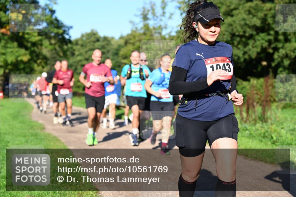 27.09.2026 - 35. Volkslauf durch das schöne Alstertal Dr. Thomas Lammeyer http://msf.ph/oto/10561769 27.09.2026 10:05:46 Laufen 1043 meine-sportfotos.de