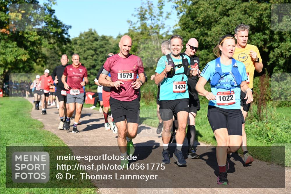 27.09.2026 - 35. Volkslauf durch das schöne Alstertal Dr. Thomas Lammeyer http://msf.ph/oto/10561775 27.09.2026 10:05:47 Laufen 15, 1598, 1579, 1474, 1022 meine-sportfotos.de