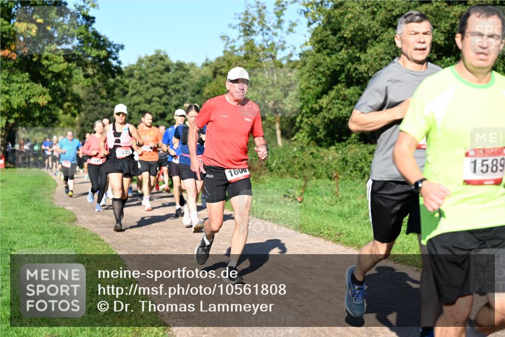 27.09.2026 - 35. Volkslauf durch das schöne Alstertal Dr. Thomas Lammeyer http://msf.ph/oto/10561808 27.09.2026 10:05:52 Laufen 1035, 1589, 1600 meine-sportfotos.de
