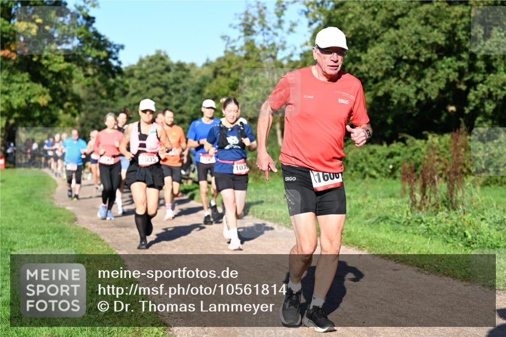 27.09.2026 - 35. Volkslauf durch das schöne Alstertal Dr. Thomas Lammeyer http://msf.ph/oto/10561814 27.09.2026 10:05:52 Laufen 1035, 103, 1600 meine-sportfotos.de