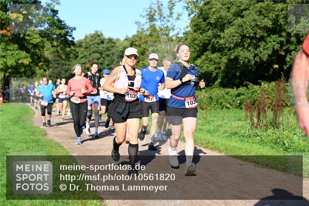 27.09.2026 - 35. Volkslauf durch das schöne Alstertal Dr. Thomas Lammeyer http://msf.ph/oto/10561820 27.09.2026 10:05:53 Laufen 1147, 1035, 1747, 103 meine-sportfotos.de