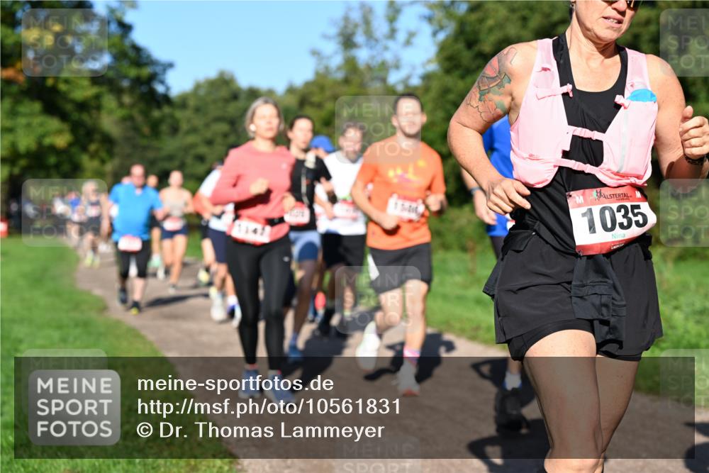 27.09.2026 - 35. Volkslauf durch das schöne Alstertal Dr. Thomas Lammeyer http://msf.ph/oto/10561831 27.09.2026 10:05:55 Laufen 1035 meine-sportfotos.de