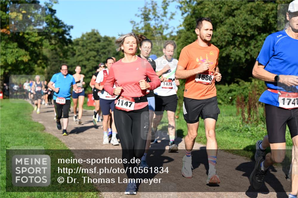 27.09.2026 - 35. Volkslauf durch das schöne Alstertal Dr. Thomas Lammeyer http://msf.ph/oto/10561834 27.09.2026 10:05:56 Laufen 1652, 1147, 1479, 1586, 1741 meine-sportfotos.de