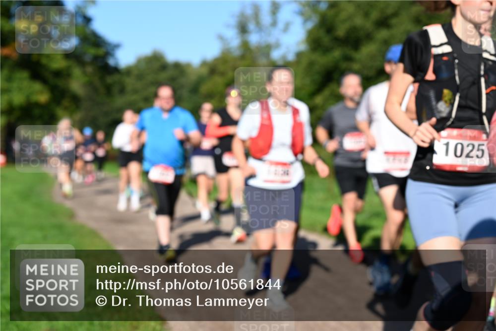 27.09.2026 - 35. Volkslauf durch das schöne Alstertal Dr. Thomas Lammeyer http://msf.ph/oto/10561844 27.09.2026 10:05:57 Laufen 1025 meine-sportfotos.de