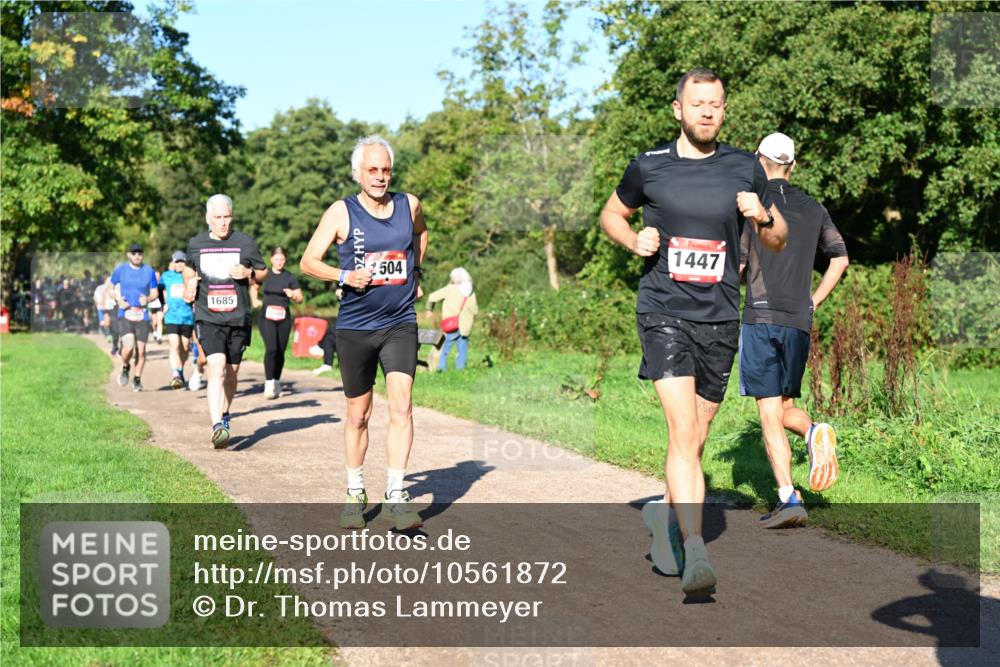 27.09.2026 - 35. Volkslauf durch das schöne Alstertal Dr. Thomas Lammeyer http://msf.ph/oto/10561872 27.09.2026 10:06:02 Laufen 1685, 504, 1447 meine-sportfotos.de
