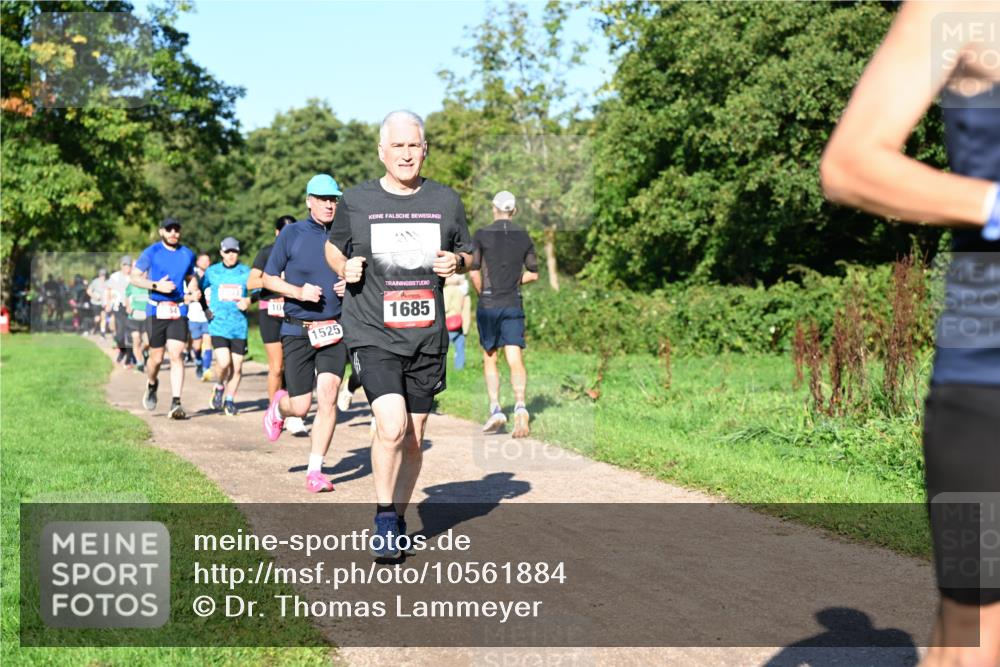 27.09.2026 - 35. Volkslauf durch das schöne Alstertal Dr. Thomas Lammeyer http://msf.ph/oto/10561884 27.09.2026 10:06:04 Laufen 10, 1525, 1685 meine-sportfotos.de