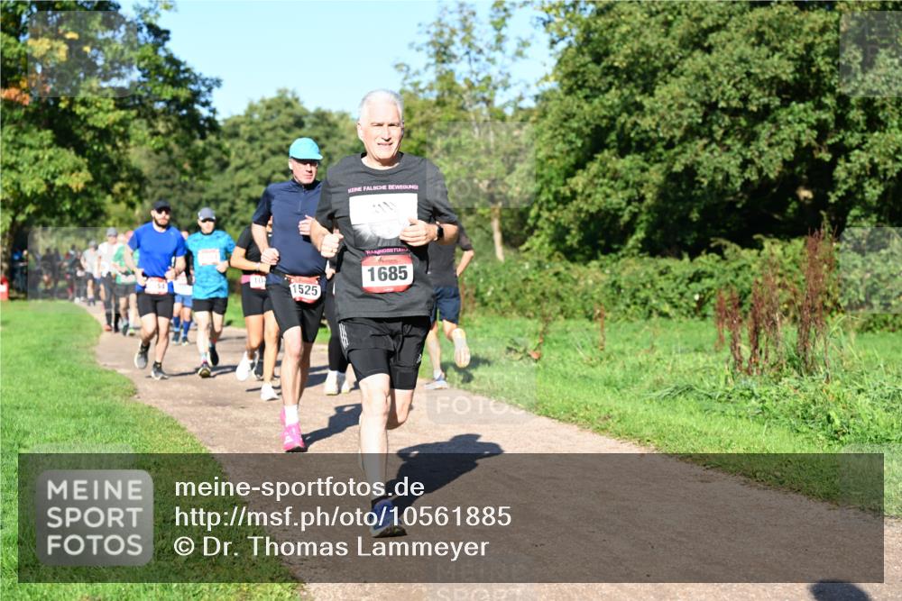 27.09.2026 - 35. Volkslauf durch das schöne Alstertal Dr. Thomas Lammeyer http://msf.ph/oto/10561885 27.09.2026 10:06:04 Laufen 1525, 1685 meine-sportfotos.de