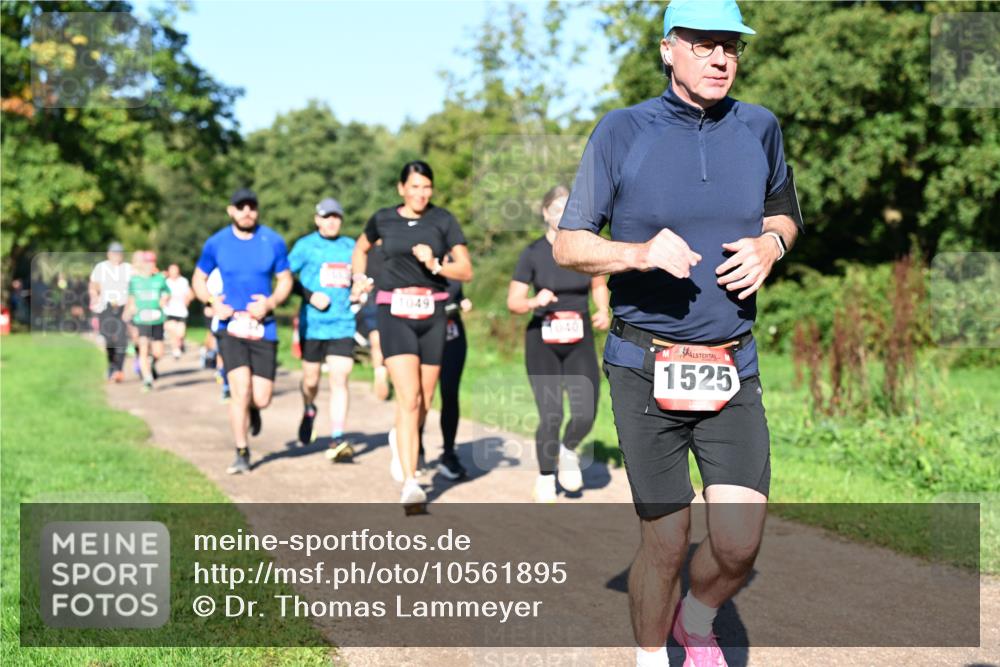 27.09.2026 - 35. Volkslauf durch das schöne Alstertal Dr. Thomas Lammeyer http://msf.ph/oto/10561895 27.09.2026 10:06:06 Laufen 1049, 1525 meine-sportfotos.de