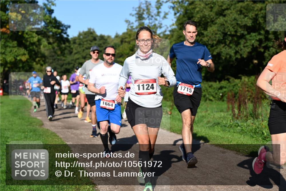 27.09.2026 - 35. Volkslauf durch das schöne Alstertal Dr. Thomas Lammeyer http://msf.ph/oto/10561972 27.09.2026 10:06:18 Laufen 1664, 1124, 1715 meine-sportfotos.de