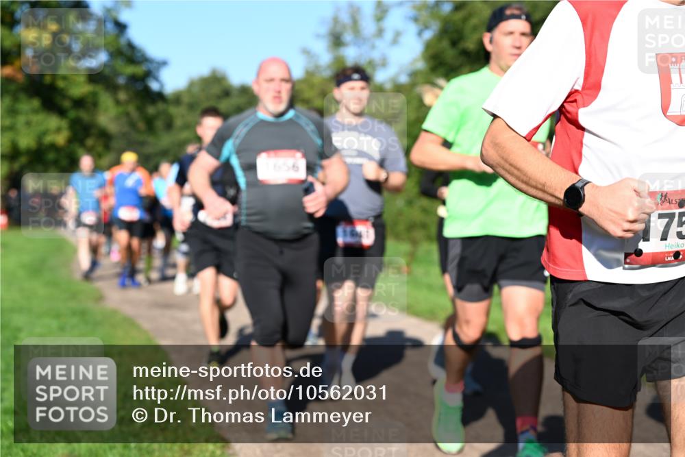 27.09.2026 - 35. Volkslauf durch das schöne Alstertal Dr. Thomas Lammeyer http://msf.ph/oto/10562031 27.09.2026 10:06:30 Laufen 1656, 175 meine-sportfotos.de