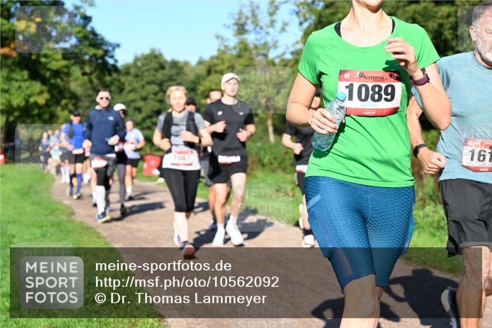 27.09.2026 - 35. Volkslauf durch das schöne Alstertal Dr. Thomas Lammeyer http://msf.ph/oto/10562092 27.09.2026 10:06:44 Laufen 108, 1089, 161 meine-sportfotos.de
